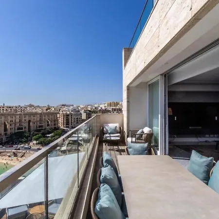 Luxury - 3 Bedrooms 2 Baths Sliema